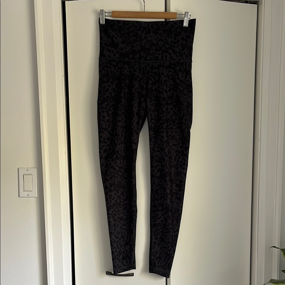 Old Navy Active Go-Dry leggings